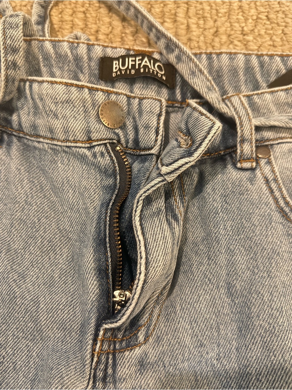 David Buffalo Belted Wide Leg Women’s Jeans - Size 6